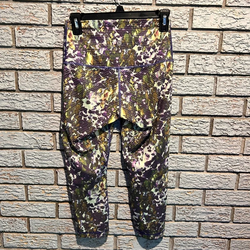 Lululemon High Rise Crop Leggings Purple Green Floral Dot Print Womens